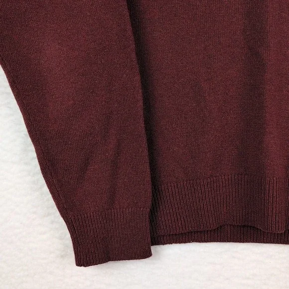 LL Bean Mens V Neck Lambswool Sweater Size Medium Red 264789 - Picture 2 of 8